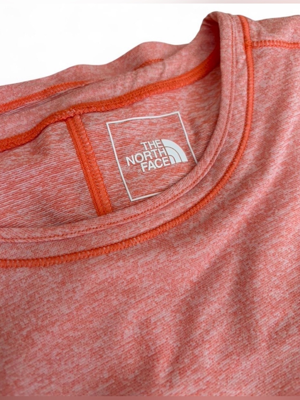 The North Face women’s Sz. XXL orange lightweight t-shirt